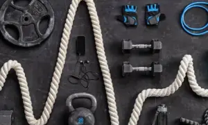 Czy crossfit pomaga schudnąć? Sprawdź, jak działa na Twoją wagę
