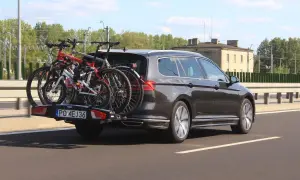 Jaki bagażnik na rowery wybrać, aby uniknąć problemów w trasie?
