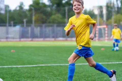 Ile biegają piłkarze podczas meczu? Zaskakujące fakty o dystansie
