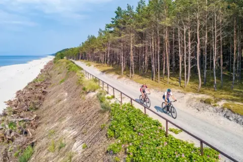 Wiślana trasa rowerowa pomorskie - odkryj jej atrakcje i wyzwania