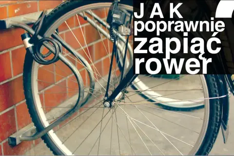 Jak przypiąć rower do stojaka, aby uniknąć kradzieży i zabezpieczyć go?