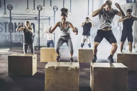 Crossfit co to znaczy - odkryj sekrety skutecznego treningu