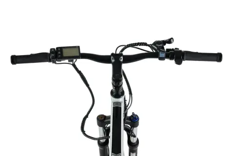 Jak działa manetka gazu w rowerze elektrycznym i jak ją wykorzystać?