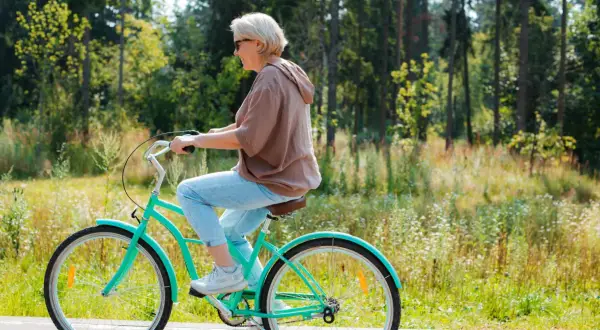 Ile czasu zajmuje jazda na rowerze 30 km? Sprawdź, co wpływa na czas!