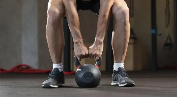 Ile razy w tygodniu ćwiczyć crossfit, aby uniknąć kontuzji?