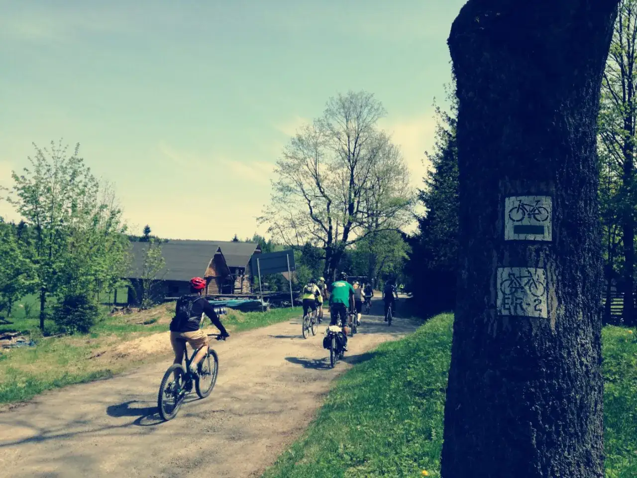 Zdjęcie Najlepsze trasy rowerowe w Polsce na mapie - planuj idealną wyprawę