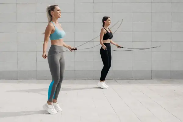 Jaka skakanka do crossfit - wybierz najlepszą dla swoich treningów